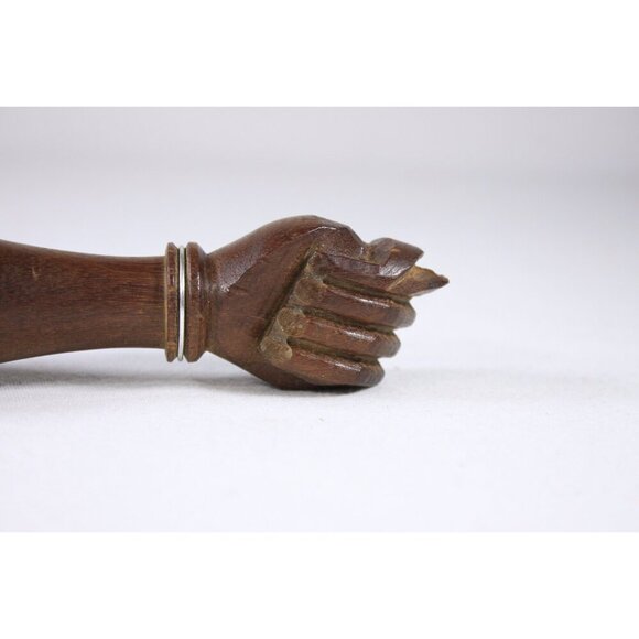 Vintage wooden Figa lucky hand bottle opener, Spanish hand fist hand carved bar - Picture 9 of 10